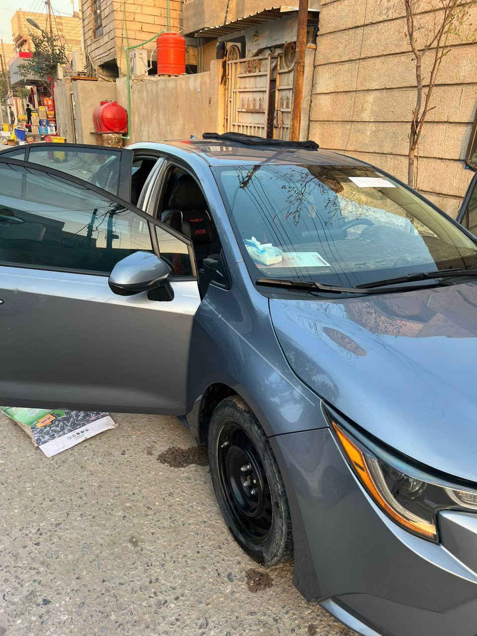كورلا 2022 وارد امريكي الحادث فقط بارد بلباب مكفولة كفالة عامة من الصبغ وكير ومكينه
ماشية 80 الف
رقم بصرة دولي معوقين وكالة عامة السيارة LE محرك 1800 المرغوب
بدون دوانز
تبريد ثلج السيارة اي نقص مابيها سعرها 154 ورقة وبيها مجال
اللون البحري المميز بالكورلا
خير من الله ومعروفة الكورلا بالشارع والسيارة معتنين
بيها ومرتبة
استخدام شخصي للبيت فقط
***********
شاهد أقل البصرة, العراق
