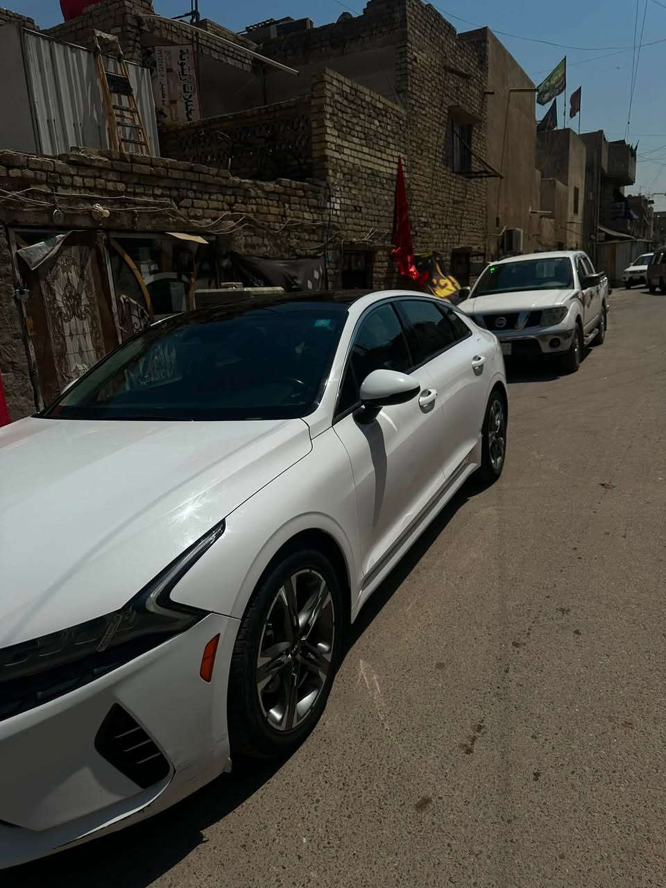 للبيع كيا K5 موديل 2023
سيارة نضيفه استخدام شخصي بحالة ممتازه جاهزه للفحص بإي مكان 
موديل2023✔️
ممشى 40 الف
لون ابيض
نوع الوارد امريكي
فتحة سقف بانوراما 
السعر 143قابل للتفاوض بالمعقول
(سيارة معوقين باسمي) 
للاستفسار الاتصال ***********
