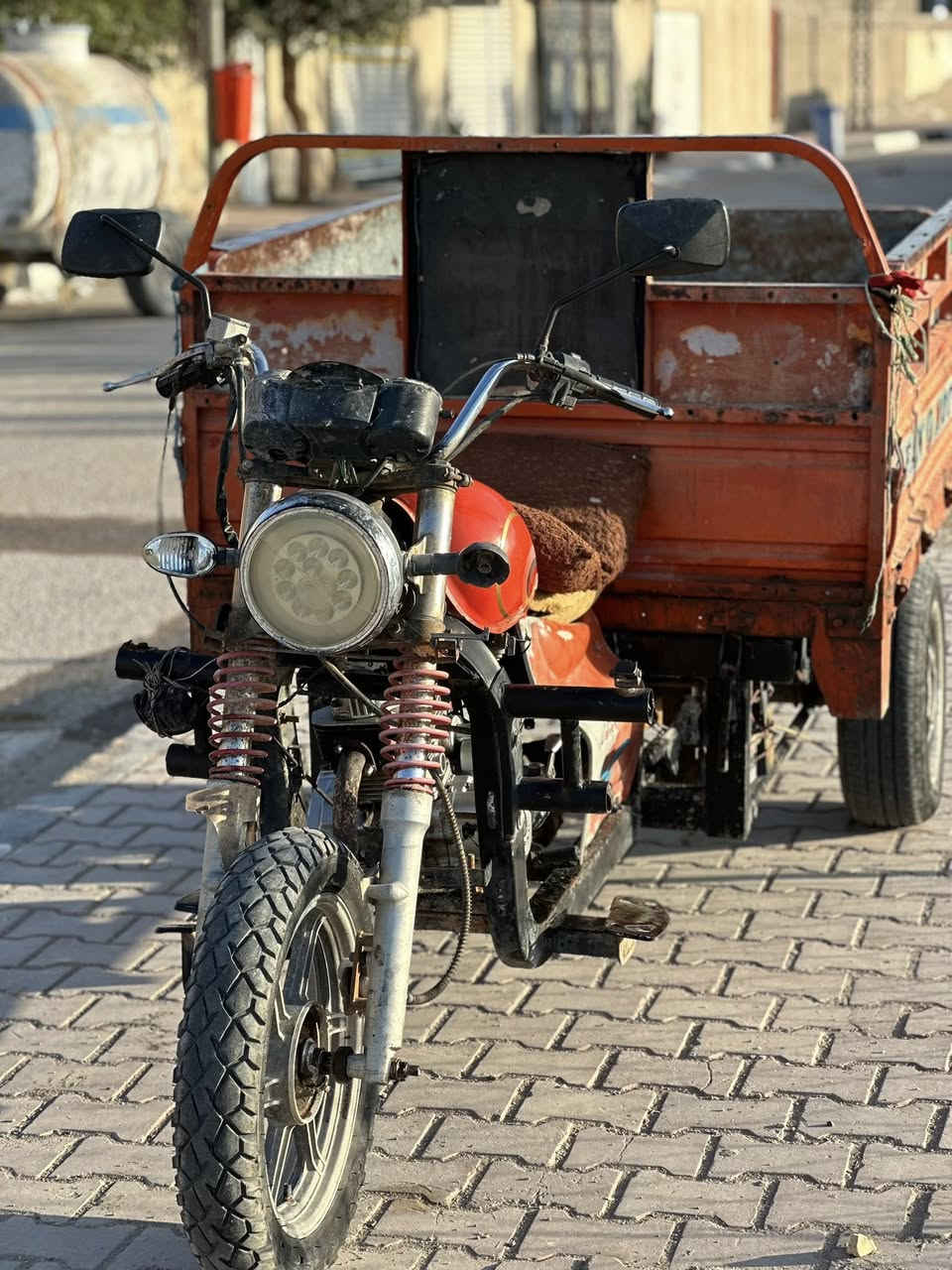 ستوته فرس للبيع  القرنه ناحيت اثغر رقمي *********** بسعر مناسب
