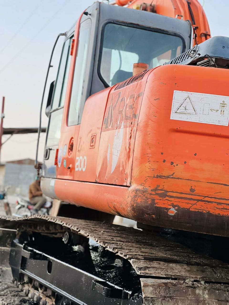 سلام عليكم  حفاره زت موديل 2004رقم بابل مكينه او مضخه مفتوحه  حفاره مكينه خير من الله للاستفسار ***********‬
