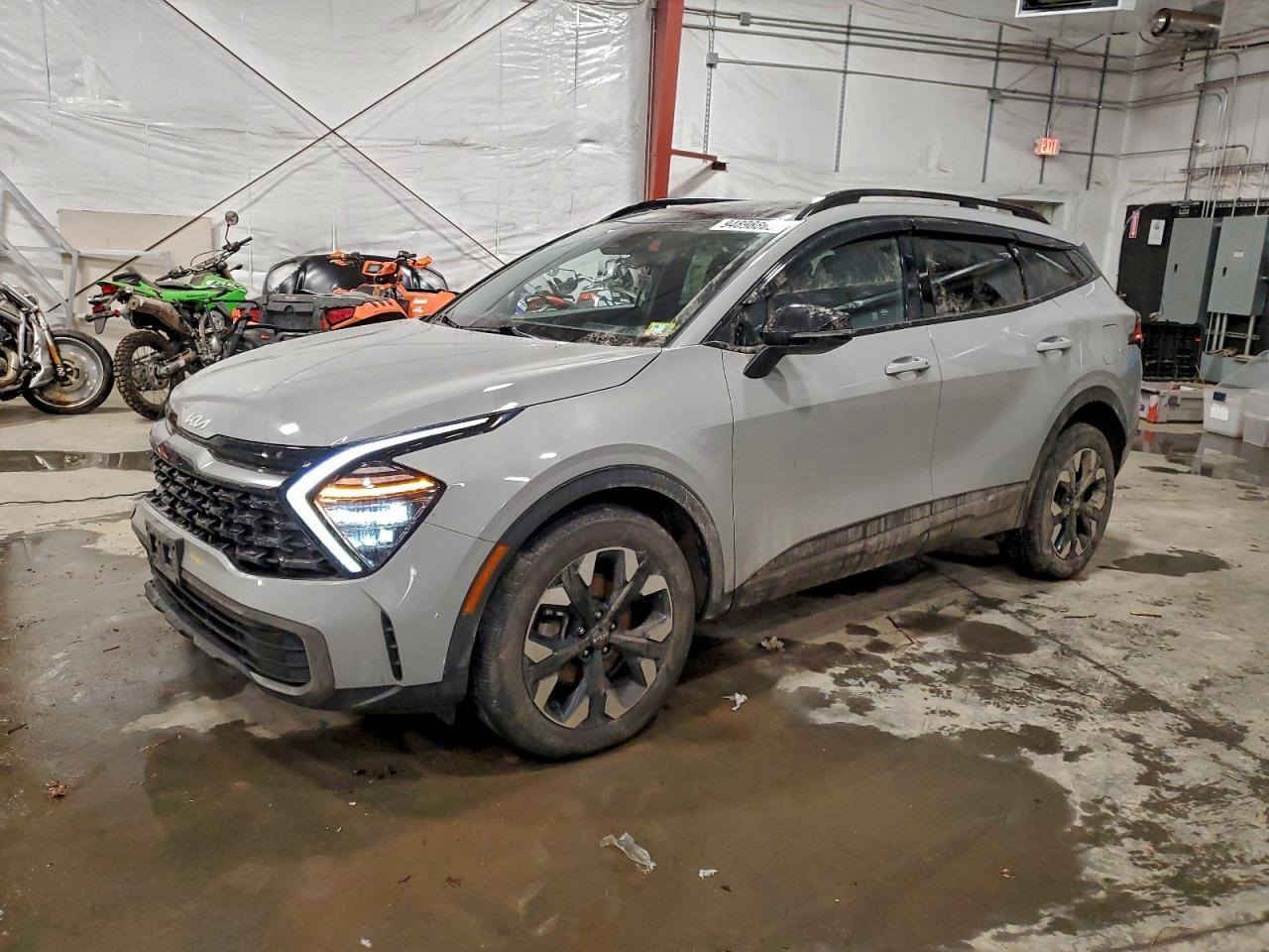 كيا سبورتج فئة أكس لاين 
بانوراما موديل 2024بدون أيرباك
 حادثها موضح بالصور أخت الكلين 
ماشية ٢٣ميل
 حقيقي لون أسمنتي المرغوب 
موعد وصولها للعقبة يوم٨بشهر الرابع
يعني إن شاءالله تعالى أيام وتوصل 
تريدها بالعقبة سعرها 172$$
تريدها تدخل كتاب شهداء 
أو حرة واصلة لبغداد أتصل وتدلل 
معروضة بمكتب شركة الجود للمزادات الامريكية لأستيراد ألسيارات وقطع ألغيار 
بغداد حي القاهرة شارع الضباط مقابل حسينية آل الرسول تلفون ***********
