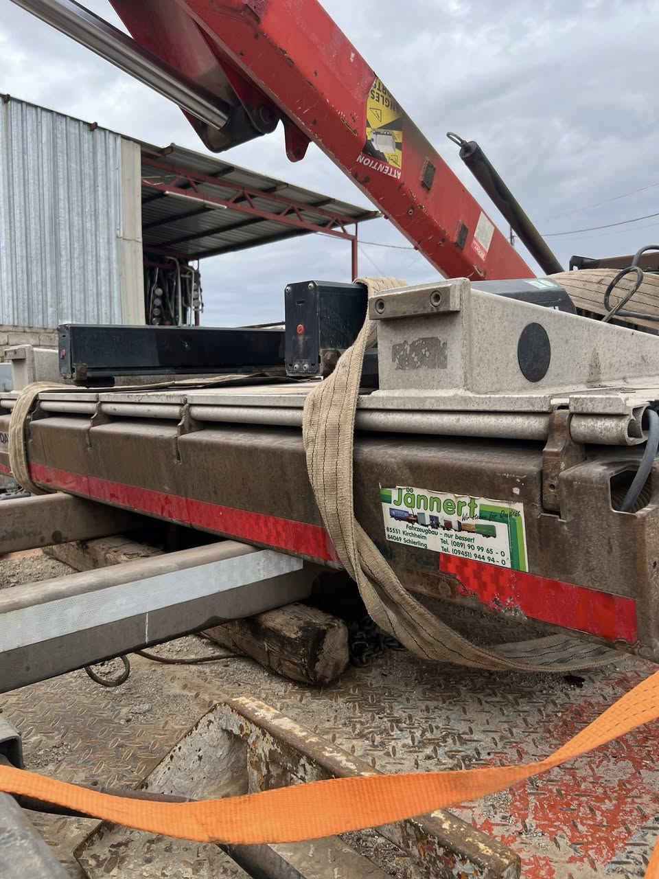 سلام عليكم باب دفتري اتيكو موديل 2018 كامل هيه ازناته وكيفلاته للبيع  رقم وتس ***********
