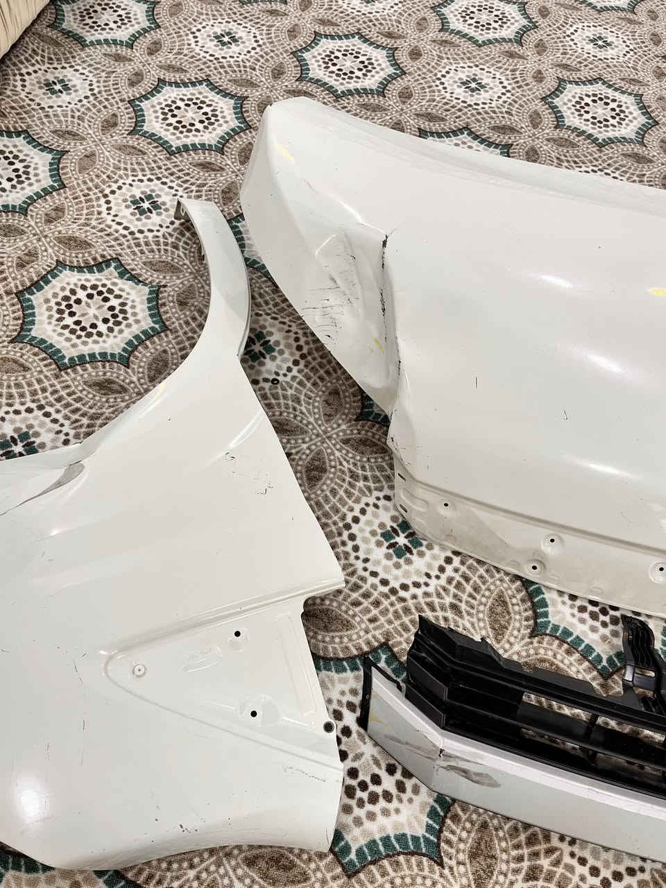 السلام عليكم غراض هايسا للبيع بنيد وشباج والجاملغ الايسر الضربه موضحه للستفسار *********** مكان كربلاء طويريج
