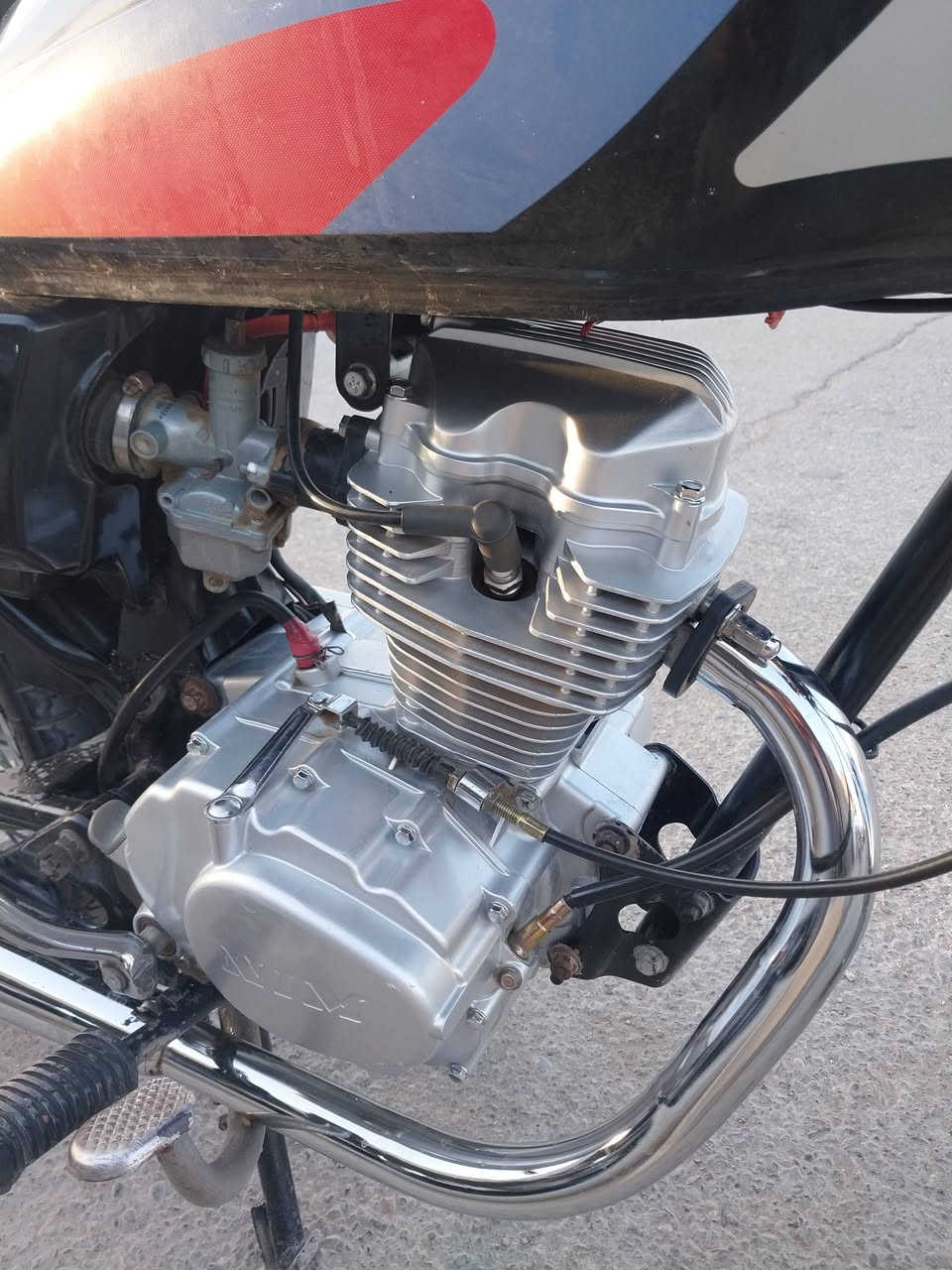 4 كير موديل 23  مكفوله 
أوراقه ضايعه 
مكينه مامفتوحه الدراجه أحله من الصوره
المكان قظاء الحي 
***********
