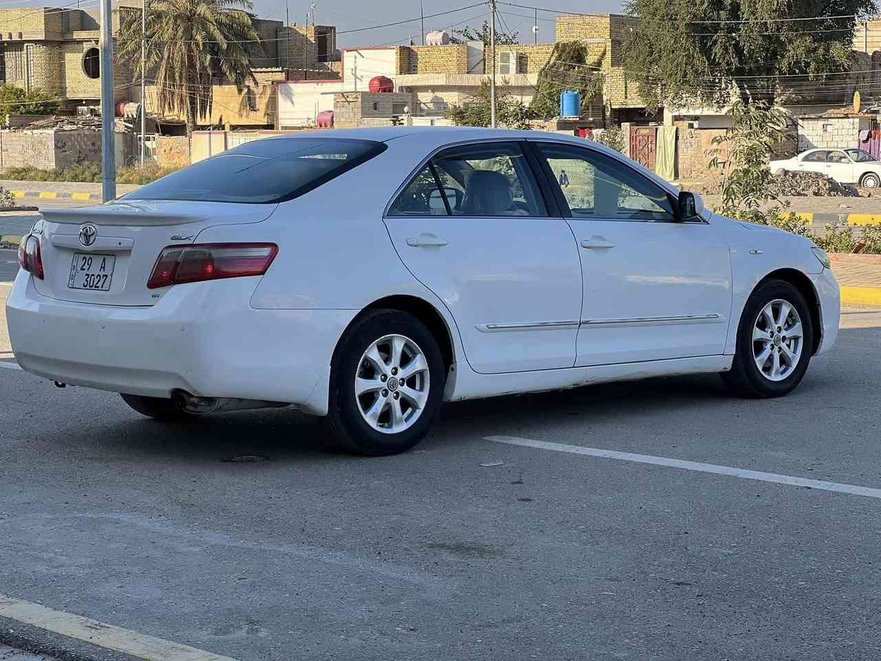 كامري 2008 خليجي واسط بسمي GLX
مكفولة من الضربة والصبغ والتبديل 
فقط بارد بالجاملغ الامامي  ومكحلة شوية 
السيارة 4 سلندر 2400 vvt  كير مكفول تبريد ثلج 
 مكينة مكفولة لا بخار ولا تنقيص 
حدادية وتخم تاير جديد والسيارة بديهة حلو 
لايت زنون والسيارة نظيفة بشكل 

السعر 113 وبيهة مجال مكاني واسط 
***********
***********
