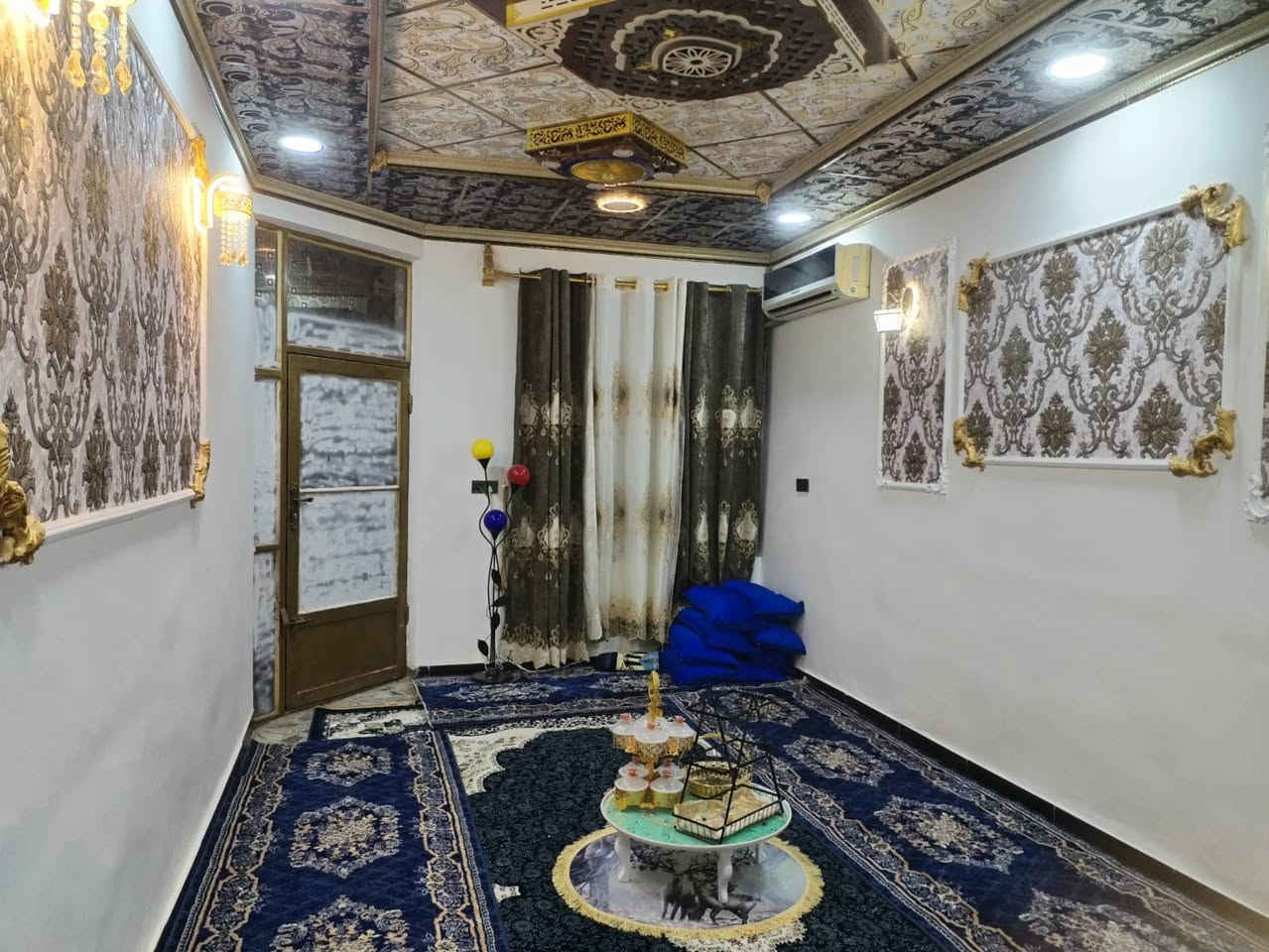 مشتمل للبيع في حي الدوانم المعمل 

مساحة 150 متر طابق واحد 

يرهم بيع او مراوس مع مشتمل في حي صلاح الدين او الفراز او المثنى  
للتفاصيل مراسلة الصفحة او الاتصال 
***********
