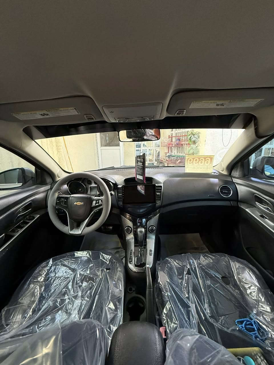 السلام عليكم ورحمة البيع فقط شوفر ليت كروز وارد امريكي فول موديل 2013 رقم نكليزي تحويل ثاني  يوم هزه جديد تحويل أي مرور السياره  محرك بحاله جيده كير اتماتيك ميكانيك 🧰 جاهزه كير محرك تبريد صدر تخم تاير كهربائي بدون أي نقص وخير من الله بيها من امريكه كلير حزام بس الجراد بدون دواخل وبدون يرباك بدون معجون  موصفات 
كشانت جلد
كشنانت كهرباء
تحكم ستيرن جهتين 
شاشت تكشف العطلات
شاشه أندر وير بلوتث وكاس
ماعنع نزلاق
محرك 1400توين تيربو يشتغل عادي محسن محرك قبل شديته حاويه بعده بل ضمان 
ويل كب رياضي 17
صندوك بصمه 
السياره احلى من الصور 
السعر (72) وبيها مجال بسيط التصال(***********) العنوان بغداد
