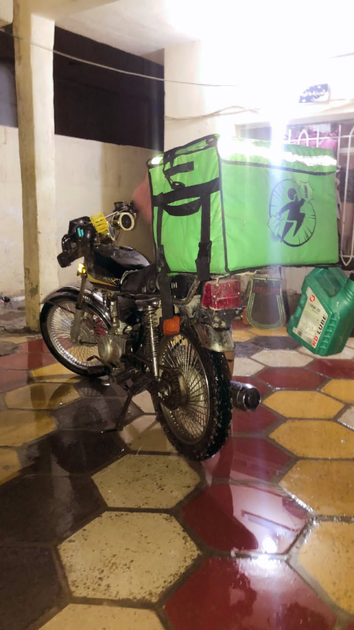 سلام عليكم عندي هاي الدراجه للبيع موديل 23محرك بلادي مستعجل عل بيعته السعر 425وبيه مجال الستفسار عل الرقم الموجود ***********

