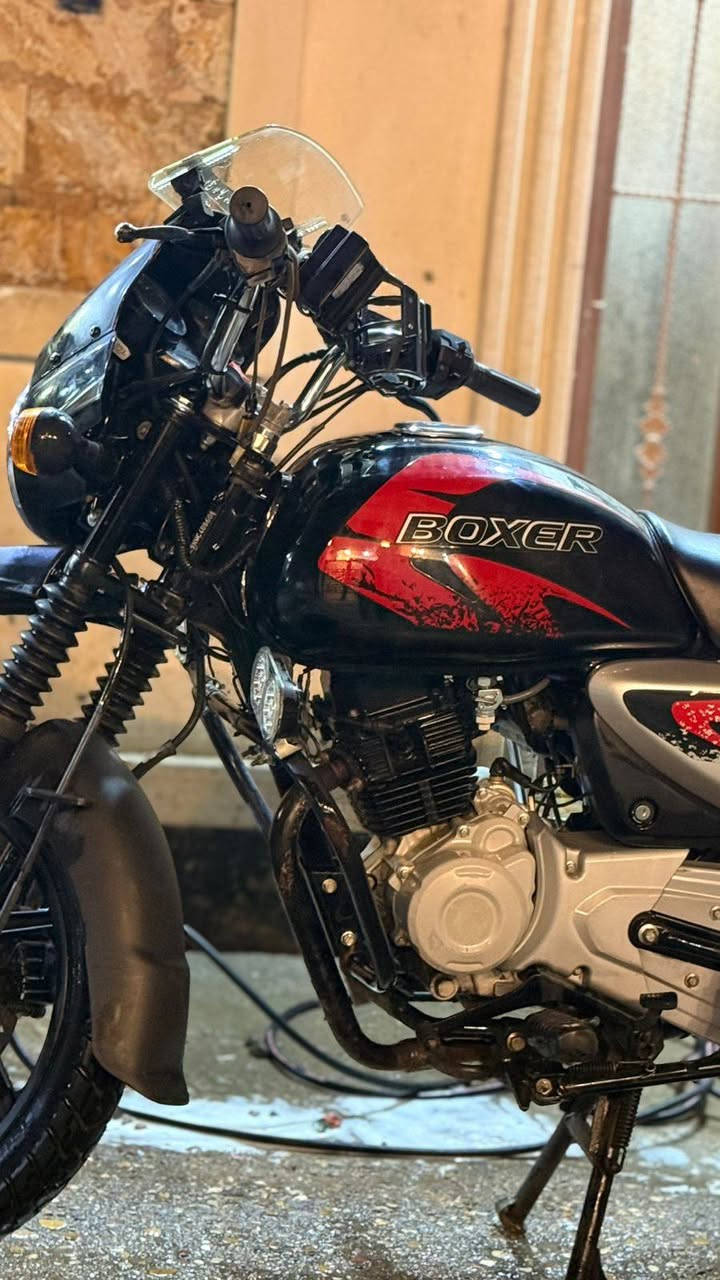 السلام عليكم
ما شاء الله دراجة بوكسر موديل 2023 مرقمه باسمي تحويل ثاني يوم مكفولة
السعر2600
المكان بغداد الكريعات 
*********** واتساب
