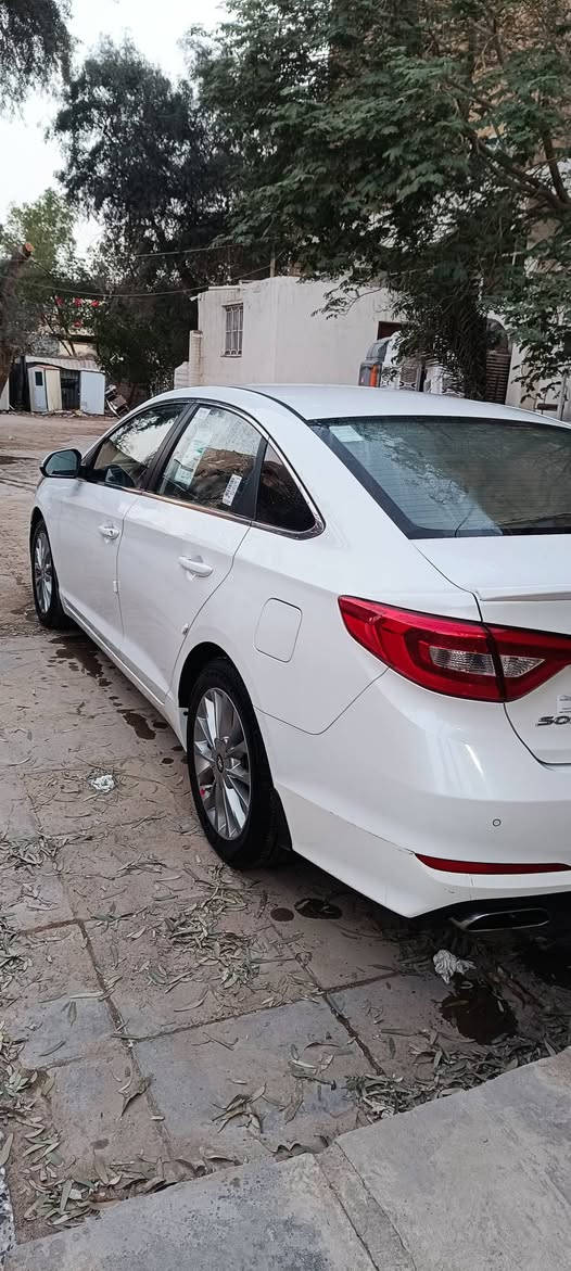 سلام عليكم سوناتا موديل 2015 خليجي مكفوله راقم اربيل  محرك 2400 دوش فول موصفات +حساس خلفي+كامره دواره +تبريد قطعتين+نظام قيادة + ابواب ترحيب +جنطه ترحيب ذاتي +مثبت سرعه مكان سياره النجف الاشرف للاستفسار الاتصال على الرقم *********** مكلف بل نشر  السعر 150 مع المجال
