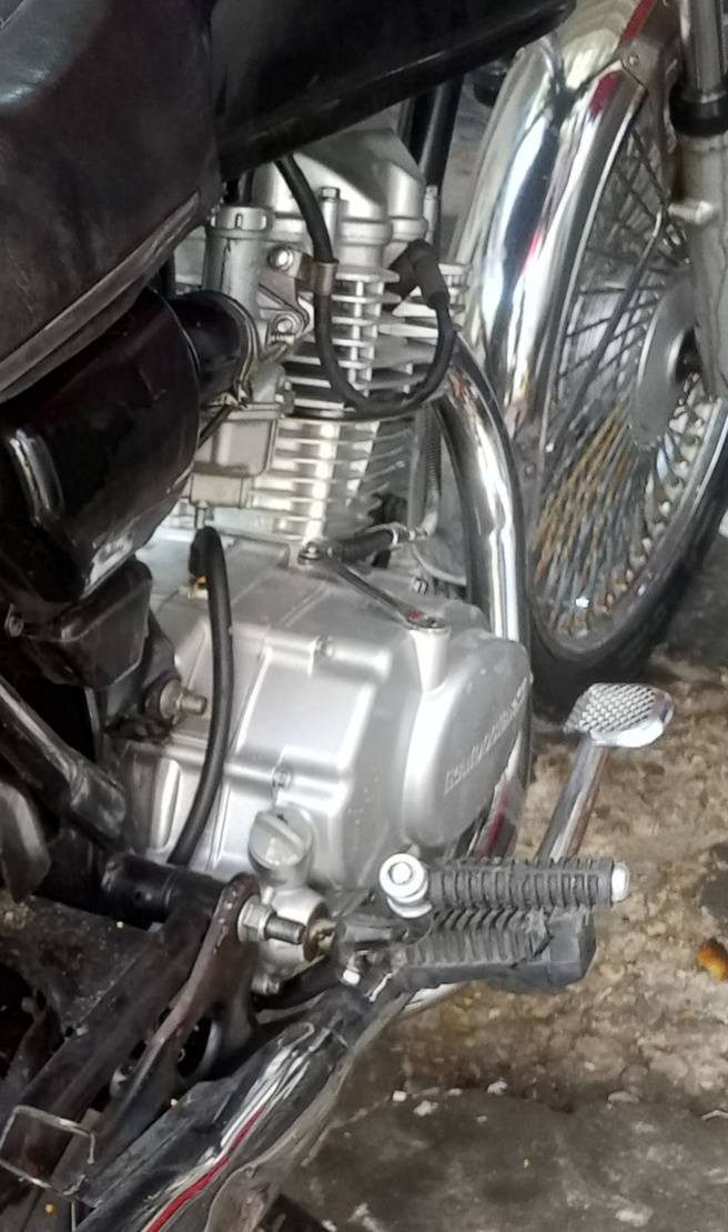 السلام عليكم مكينه امتياز 
الماكينه جديده وخير من الله شلعه ومعدل وفصله حلوه ولفات جدد الماكينه مستعجل علبيعتهة رايدهة 150وبيهة مجال حك جيه عنوان كربلاء رقم *********** واني خادم مو شراي لا تعبني
