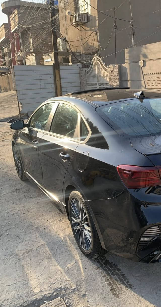 السلام عليكم
كيا فورتي للبيع
وارد امريكي ضررها بس بنيد مبدل بدون دواخل 

                                                                (GT_lien) فئه
مكينه 2000 دوش
تفاصيل سياره فووول
شاشه كبيرة ( كار بلي )
شحن واير لس
هاند بريك كهربائي 
رادار امامي + رادار خلفي
نظام توقف ذاتي
مثبت سرعة
تحدير مسار 
ويل كب 
صندوق ذكي 
بصمه
تشغيل عن بعد سبايدر بلادي
ستيرن رياضي D
فتحه سلايد روڤ
لد امامي
                                                                  LED لد خلفي
اشاير بل مري
ستيرن حرف D
نظام النقطة العمياء
نضام ترحيب عند الاقتراب
رادار جانبي
كامره خلفيه دواره
كنشنات جلد اسود تدفئه تبريد مختمة GT line 
قطعتين تبريد
فول تحكم ستيرن
سماعات سستم دمام هارمان كاردون
سيارة جديدة ربع متصرف عليها 
ماشية 35 الف ميل قابل للزيادة

***********
