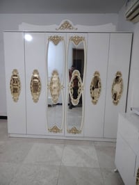 غرفه تركيه ثمان قطع في السيديه السعر السعر 450 نظيفه درجه اولى 0770433...
