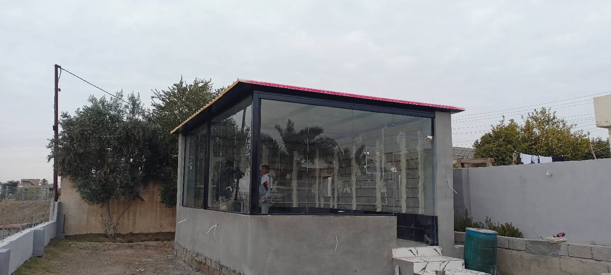 مستعدون لعمل كافه انواع الزجاج الحراري تركيب
الجامخانات والواجهات الزجاجيه نوع الزجاج( 10ملم حراري) ويوجد أيضاً كافه انواع الزجاج وكل الاوان يوجد ابواب وشبابيك المنيوم حسب الطلب ومحجرات الدرج 
للاستفسار الاتصال او المراسله ***********
