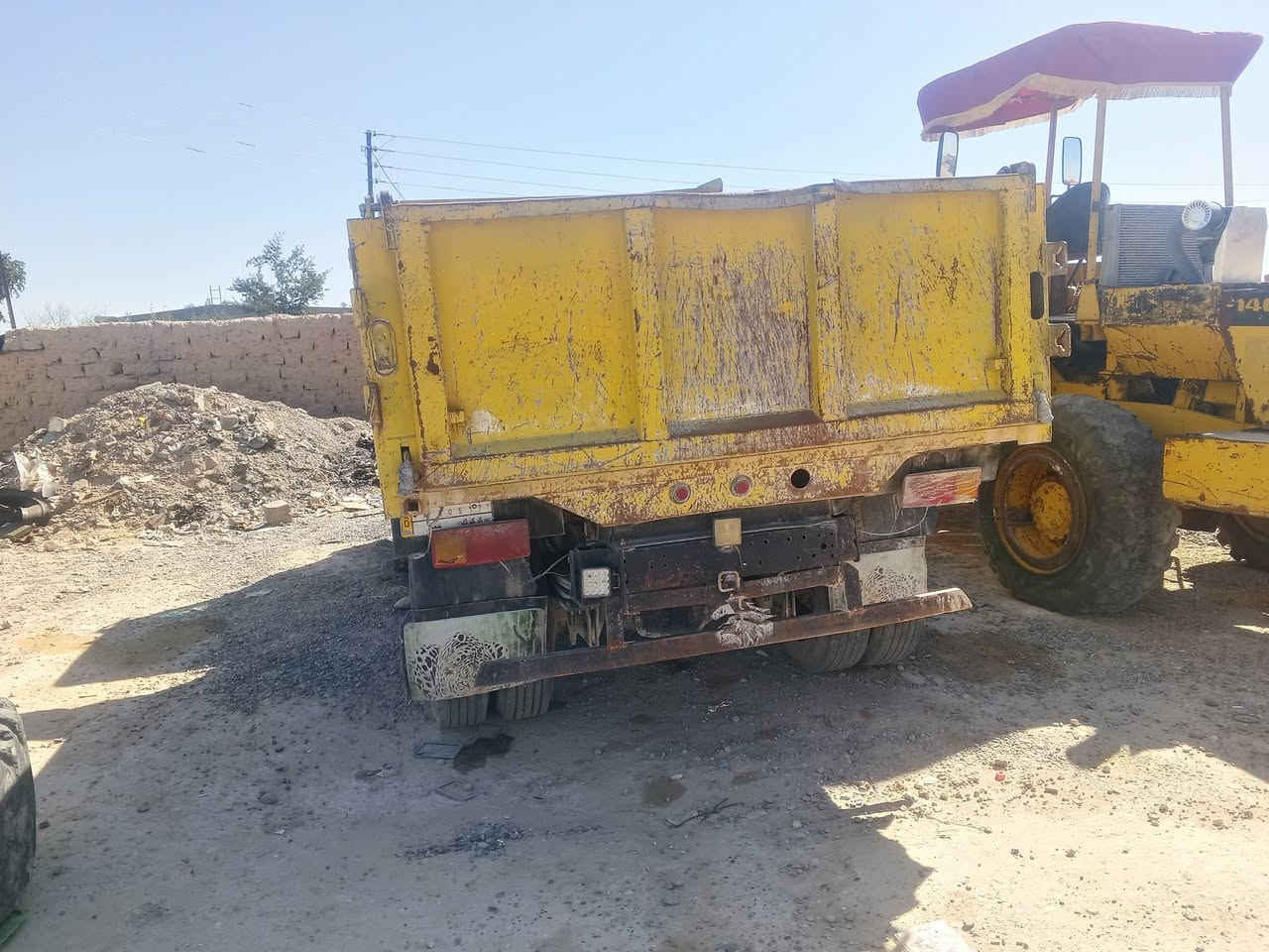 السلام البه موديل 1995 قلاب مكينه وكير اكسل مكفولات تحويل مباشر ***********او *********** مكلف بل نشر
