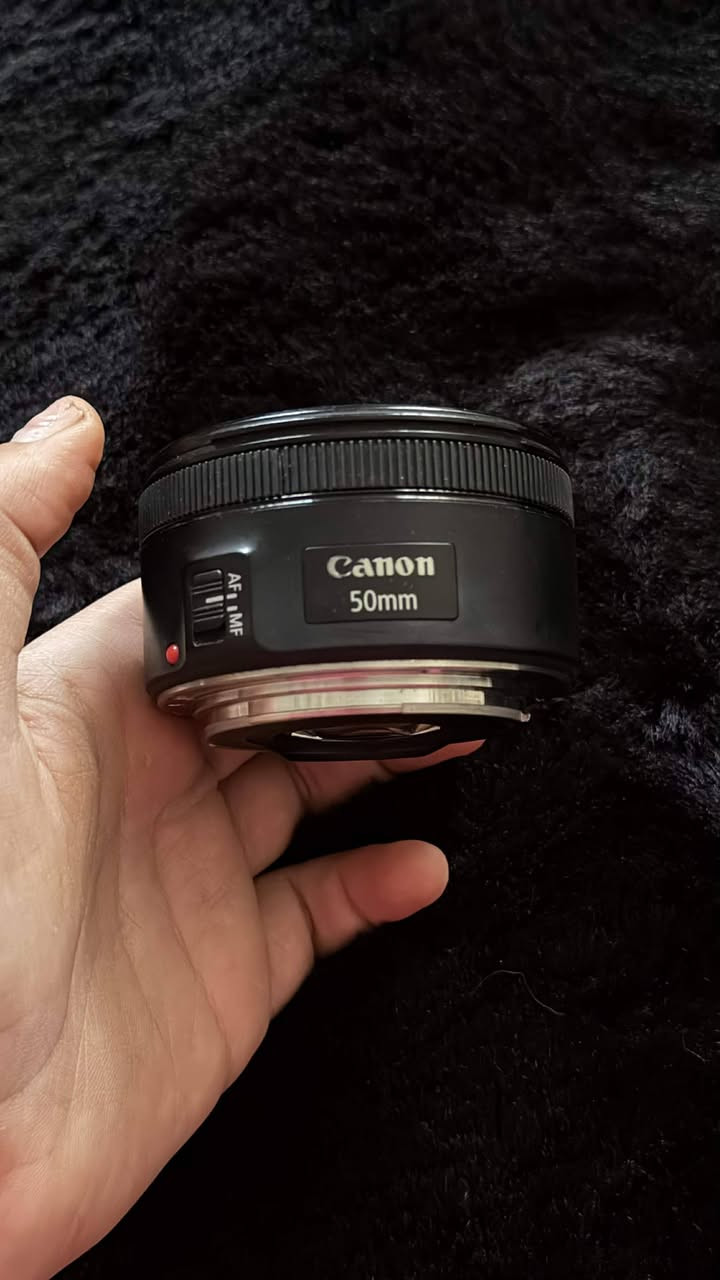 📢 إعلان بيع كامرة Canon 700D بحالة ممتازة – نظافة 98% 🔥
عدة متكاملة وجاهزة للاستخدام 👇

✔️ عدسة أصلية 18-55
✔️ عدسة 50mm بعزل جميل
✔️ حقيبة Canon أصلية
✔️ بطاريات عدد 2 + شاحن
📸 مناسبة للتصوير الفوتوغرافي وصناعة المحتوى
💰 السعر: 325 ألف دينار عراقي
🚚 التوصيل متوفر لجميع محافظات العراق
📱 للتواصل واتساب : ***********
