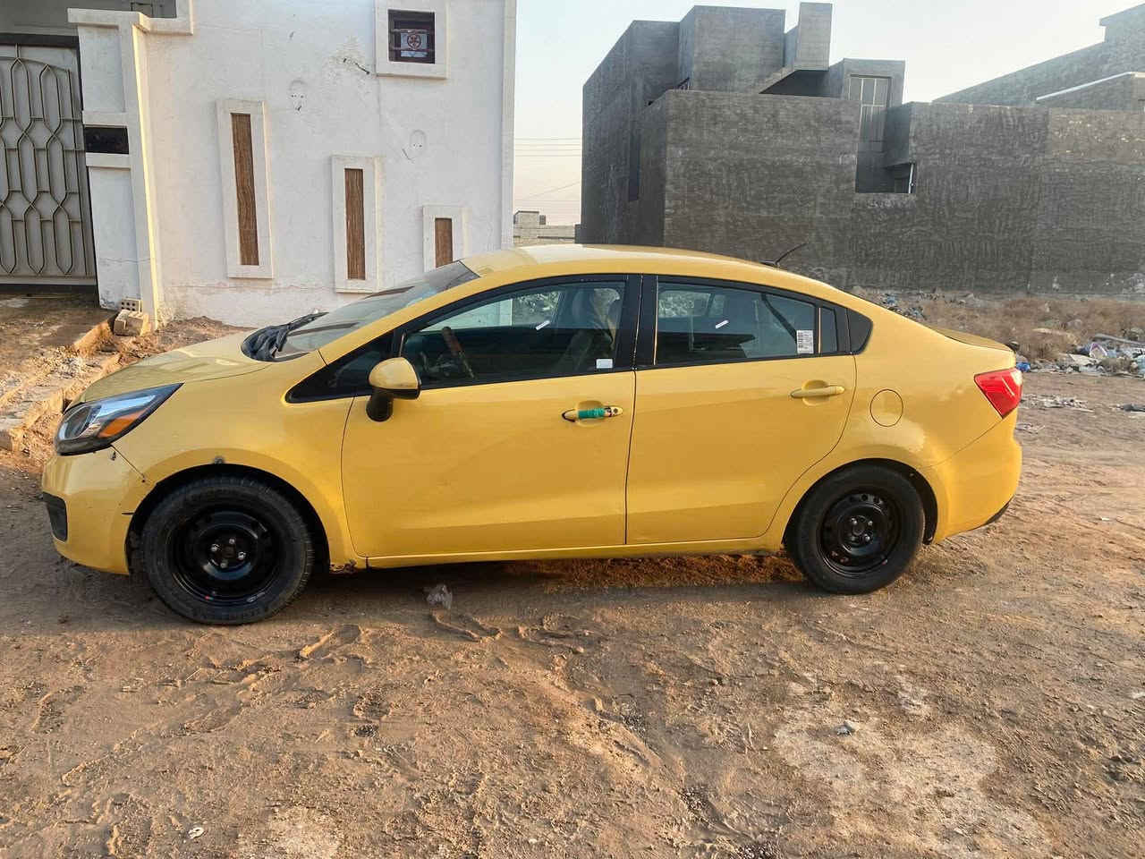 السلام عليكم
ريو وارد امريكي السعر ٧٣ بي مجال
ليبل واحد فقط بنيد مبدل بدون دواخل
مكينه ١٦٠٠
رقم بغداد انكليزي بااسمي سنويه بنهايه ٢٨
هيئه وغرامات مصفره
گير اوتو جام اوتو
ماشيه ١٨٧
مكاني فلوجه *********** اتصال فقط
