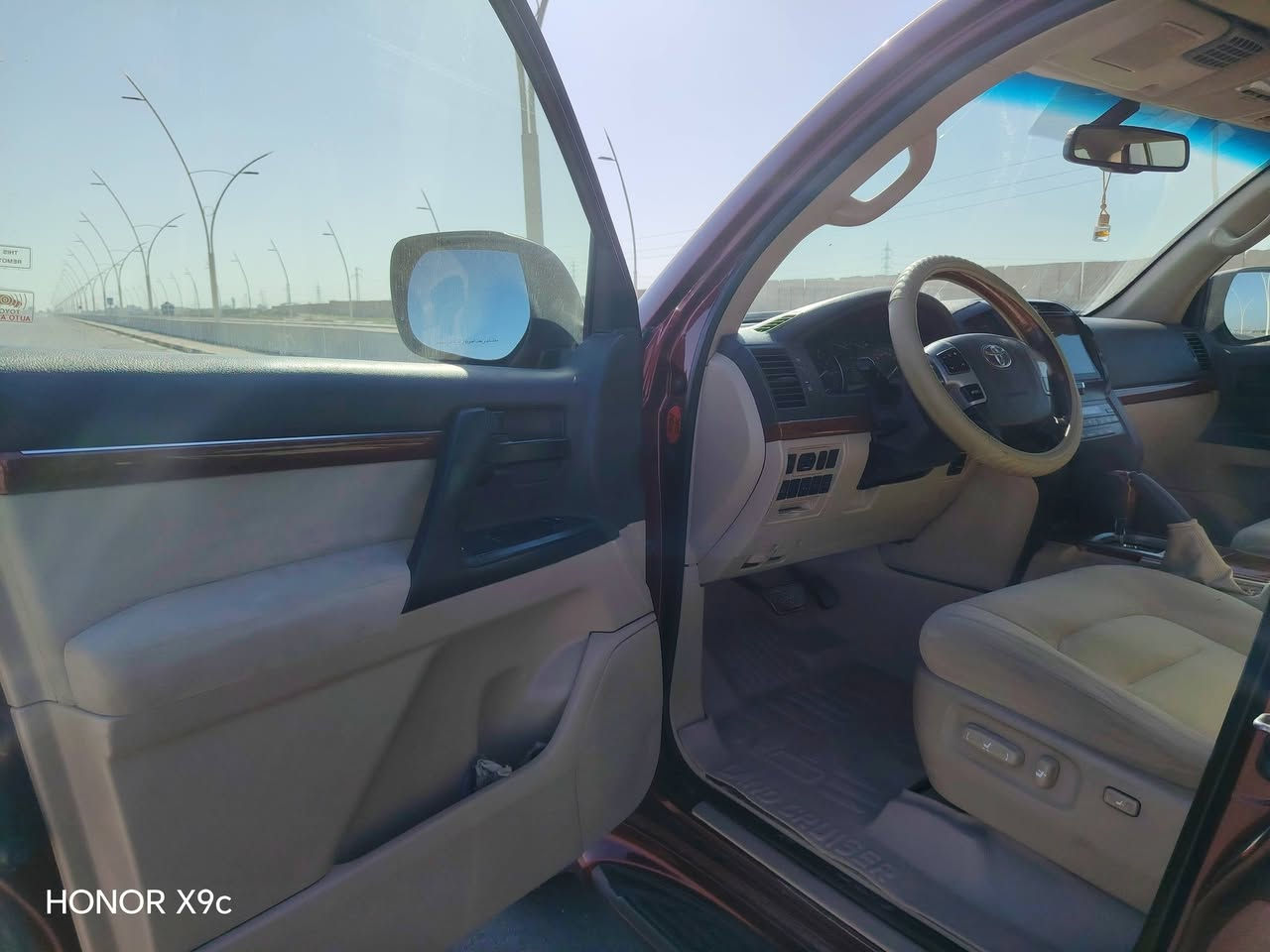 لاندكروز 14 شركة سردار8 ايرباك ماشيه 154 اربيل بسمي هزه وسنويه جديد بيه بابين وجاملغ امامي  رش بدون ضرر شرط تخم تايرات صدر جديد فول مواصفات محرك 6بلادي السعر قفل 325 قفل بس الشراي يتصل ماعجبك المنشور اعبره ***********
