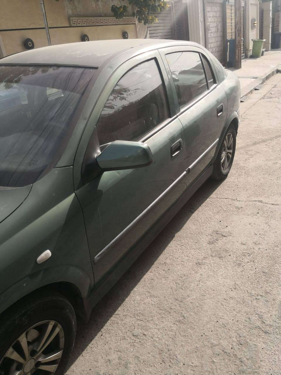 سلام عليكم اوبل استرا موديل 2002 سياره بلاديه مكفوله من ضربه  كير عادي رقم بغداد عنوان سياره بغداد عطيفيه سعر 52 رقم هاتف ***********
