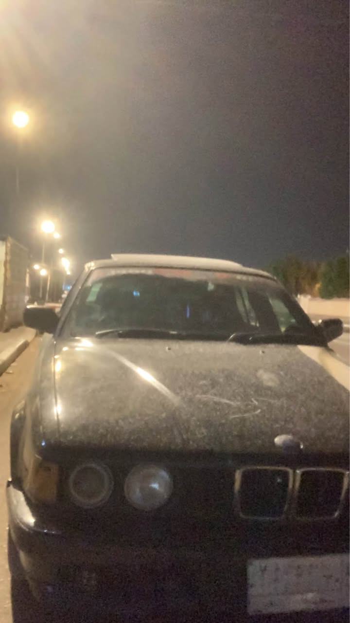 بي ام. 735 مكينه مفتوح مكينه صافيه وكير جديد قبل كم شهر بدلته وايرفلو جديد باتري جذيد حداديه الكدامً 70/100 اما الورا 100/100 سبب بيع بهل سعر لان محتاج شوف فيدو عدل السكن البصره رقم الهاتف *********** ممتواجد على الفيس فقط وتساب السياره منتهيه سنويه ب 21 اتعهد تحويل السياره اقره عدل قبل لتراسلني وتكولي شنو نقصها نقصها بطيخه بنص و جامه ورا مثل ماموضح  وكمبريسر تورنه فقط لا اكثر افل اصوليات فقط تجي شوف بعينك وتقتنع سعر 15 بيه مجال قليل حك الجيه البصرة, العراق
