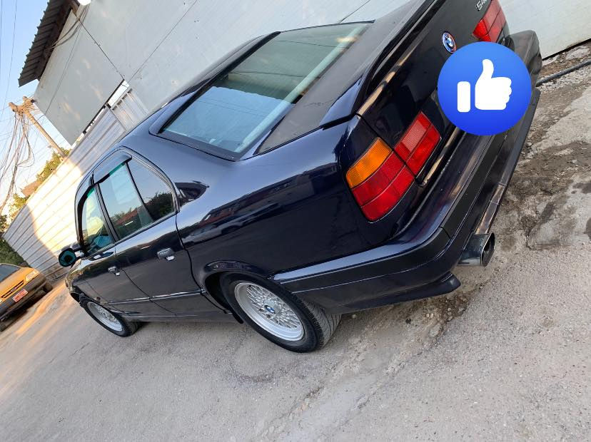 السلام عليكم
بي ام 540i 

مديل 91 وارد يابان

رقم بغداد انكليزي بسمي

تخم ويل تاير صدر كله جديد 

تبريد شغال مكينه وكير مكفولات

مكان السيارة بغداد الدورة 

السعر 75 وبيها مجال 

رقم : ***********
