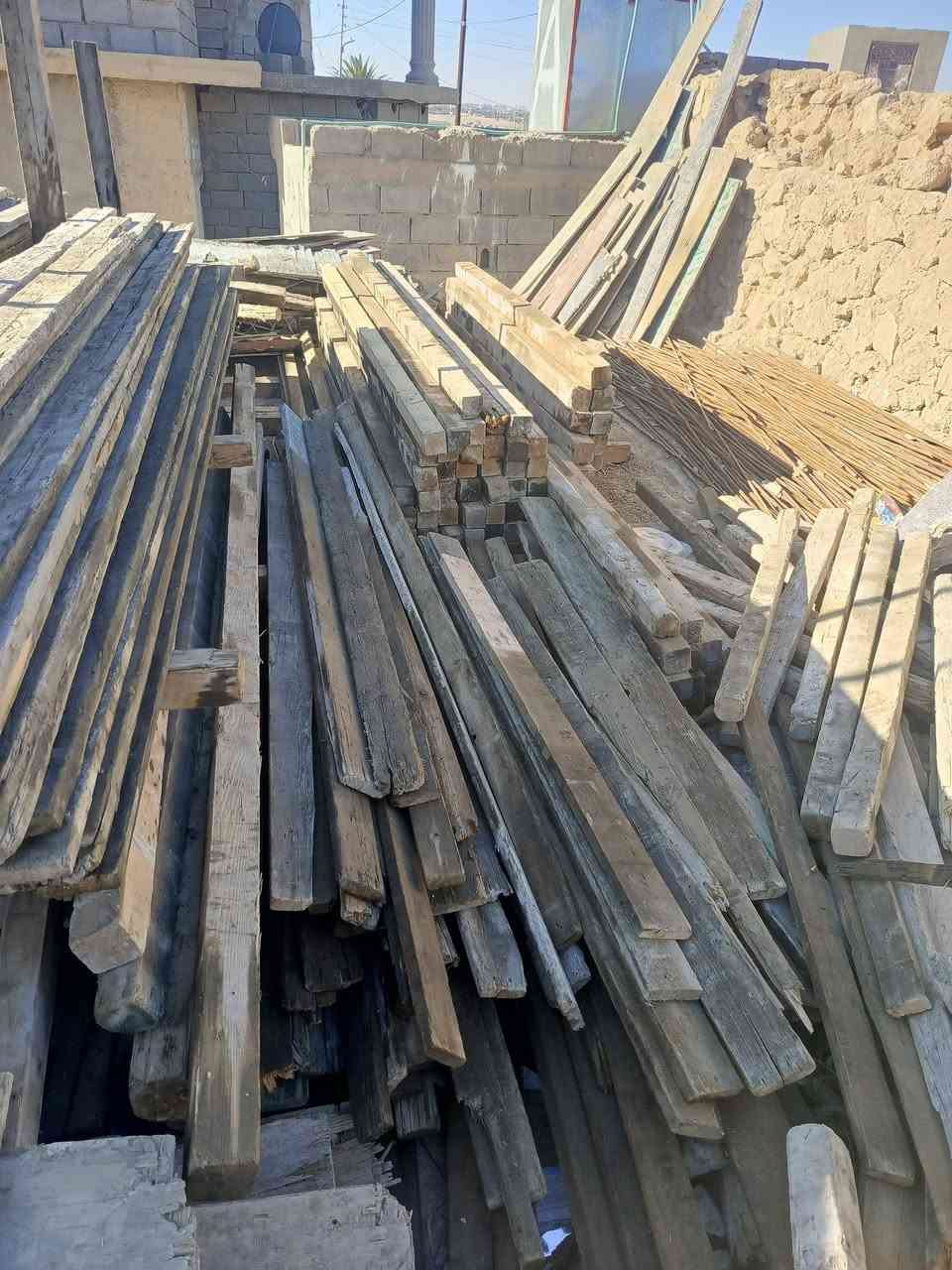 من رخصت صاحب الكروب قالب خشب جديد دكه واحدة للبيع السعر خمسه مليون وبي مجال الشرائع للاتصال ***********
