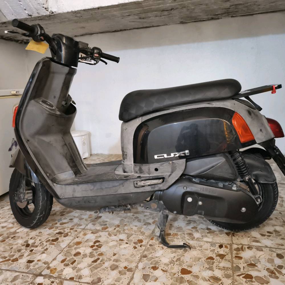 دراجه بوليس نوزل دراجه نضيفه ما مفتوحه مكاني العماره الماجديه 