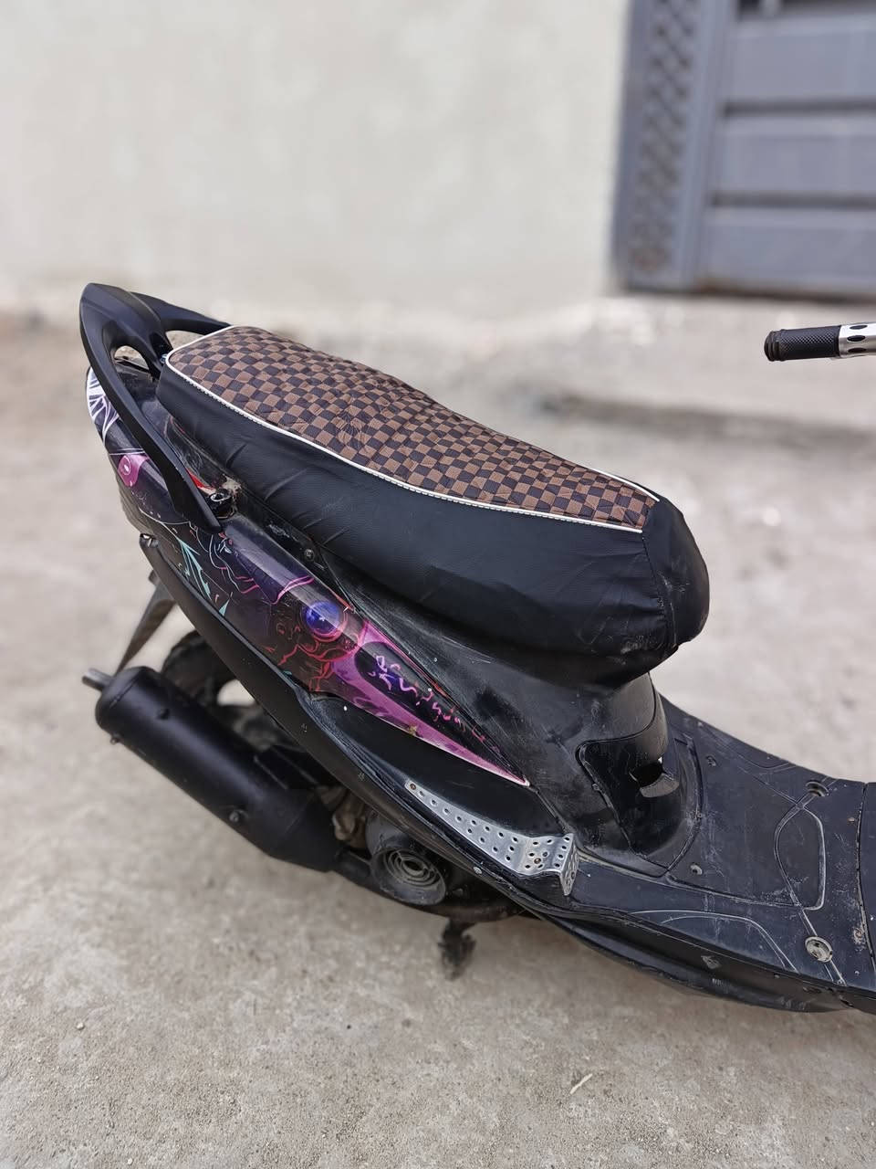 سلام عليكم درجة ماكس عدله لبيع نضيفه كلشي شغال بيه سلف هندر مكينه 50 بلاد درجة مكينة  ناعمه شلعه حلوه سعره مناسب 400 مكان ناصريي مركز وشراي ***********يتصل عله رقم الهاتف
