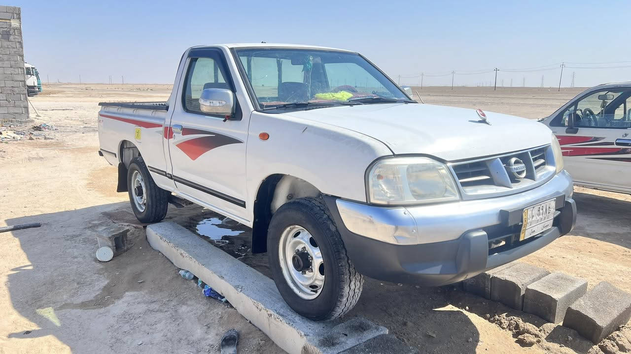 السلام عليكم ورحمة الله وبركاته للبيع نيسان موديل2013رقم ميسان مداور  ثاني يوم سياره جديده وجاهزه ماناقصها شي  محرك لاتنقيص ولا تبخير اكسن كفاله كير كفاله تخم تاير جديد  (جاهزه) سعر 90وبيه مجال مكان البصره مزارع اللحيس.للستفسار📞
0788 159 385‬5

‭0781 416 3130‬
