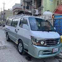 كيا جنبي ٢٠١٠ السيارة من الشركة عدنا رقم جديد مصفرة تخم تاير جديد باتر...