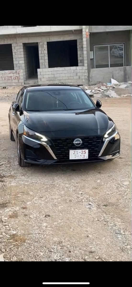 نیسان ئاڵتیما (٢٠٢٤ s) مواسەفات ڕادار و خەتی جادە ئۆتۆ ستۆپ و لایت عەدەسە و زینۆنە بیلاد شاشە بچوك تەحدید سورعە و تەحەكومی سەر سوكان و حاسەی ناوچەی كوێر و ھتد... (سەیارەكە ٥٠ ھەزار كم)ڕۆشتوە ڕەقەم سلێمانیە و بەناوی خۆمانەوەیە و تازە ڕەقەم كراوە 
سەیارەكە پێشی كەپسە و (ئێرباگی نەتەقیوە) و بەس سنوقی بۆیاغە بێ ناو گرتن سۆنەری مەعرەزی بۆ كراوە و خۆیشم سۆنەرم كردوە و بەشەرتی سۆنەر و فەحس و فیتەریش ئەیفرۆشم بێمنەتم لە ماڵەكە  
سەیارەكە زۆر تازەیە و یەك دینار مەسرەفی نیە 
ھەمو شتێكی جایزە و رەقەم كراوە و فەحسی ھەزە و 
مرور و ھەمو شتێكی تازەیە
ھەموشتێكی بۆ كراوە گاعی سەر دۆسە و بەرگە كوشن و لەزگەی سەر دۆسەكان و ناو سنوق و چوار تایەی بیلادی تازەی لەژێرە و ھەمو شتێكی دەقی بیلادیە 
سعرەكەیشی (١٦٧) مەجالێكی كەم 
 0770 639 99 69
0751 218 18 06
