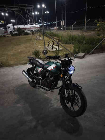 سلام عليكم 
للبيع دايوان لايتي 
اوراق سگنر بدون گمرك
 مديل ٢٤طالعه ٢٥صالها تقريباً ٣اشهر 
دراجه بعدها بحالت الوکالة كفالة من لشخط 
بصمتين +سويجين كلمت جديده قليلة بحقها 
مماشية هواي شرط شلعه ومعدل الي بالك🫴
((مكان بغداد الحسينيه))  سعر ((1600)) بيها مجال 
تفاصيل اكثر((‏‪‏‪***********‬‏‬‏)) عندك سعر دزة خاص لا تقيم هنا
