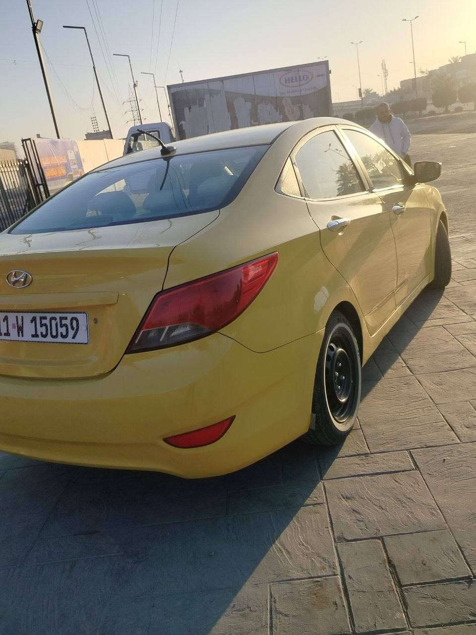 السلام عليكم اكسنت 2013 امريكي حادثهه فقط دعاميه اماميه كلهه ليبل واحد كير مكينه خير من الله تنقيص شي خفيف GDI معروف مكانهه بغداد الشعله السعر 73 بيهه مجال بصيط كلش ***********
