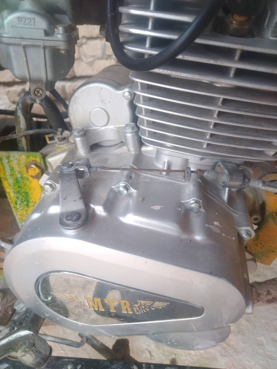 سلام عليكم ستوته للبيع اوراق كامله مديل 16 دبلات سوبر   جدد تانكي جديد اكسن جديد مكينه ما مفتوحه كهربائيّات كامله سعر واحد و450 وبيه مجال لشراي *********** مكاني زبير سوك سوادي
