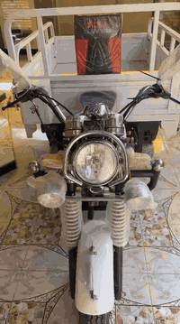 توكتوك • موديل 24 • وراق مزاد