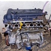 مكينه سيراتو حجم المحرك 1600 عوزه بس تجفيت للبيع السعر 300 وبيه مجال 0...