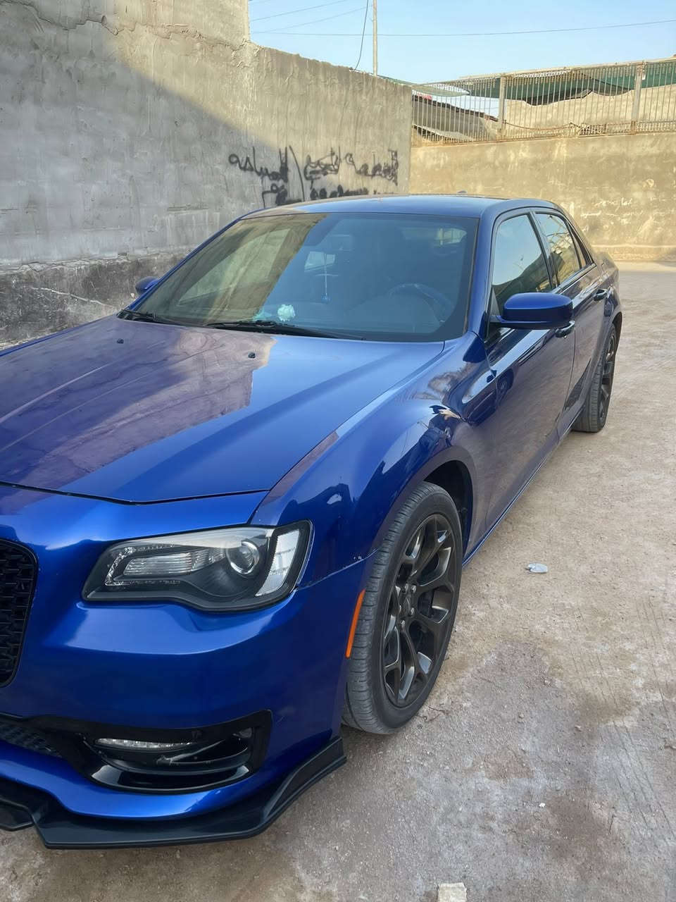 السلام عليكم
اوباما 2019 اصل اصل فئه (s) السياره فول عده الفتحه مكينه 3600 6V كفاله كير ومكينه وكص وسرقه وعشائر وانتربول داخله حاويه لون ازرك چويتي وارد امريكي  حادثها جاملغ ايسر والايمن مبدل السياره نظيفه وحلوه وهاي شوفه عينك داخل اسود مختم ب(s) شاشه جبيره تدفئه بالكشنات وبالستيرن شفتات ستيرن ايرباك البرده اليسره طاك والباقي سليم عليها ويل عنكبوت اصلي حجم 20 وتخم تاير جديد حداده نص عمر السياره عليها اضافات حلوه وبسيطه نقصها فقط كمبريسر اما القطع الباقيه كلها بدلتهن من التجاريات للاصلي مكانها بصره ***********
