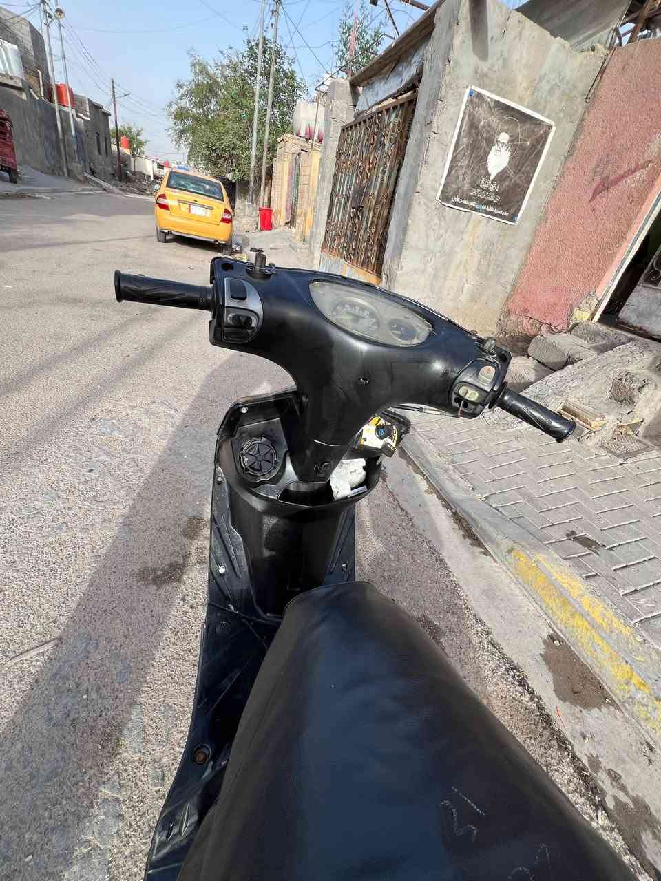 سلام عليكم دراجه ثعلب نعمه وحلوه رادهه 350 وبيهه مجال وهذه رقم ***********
