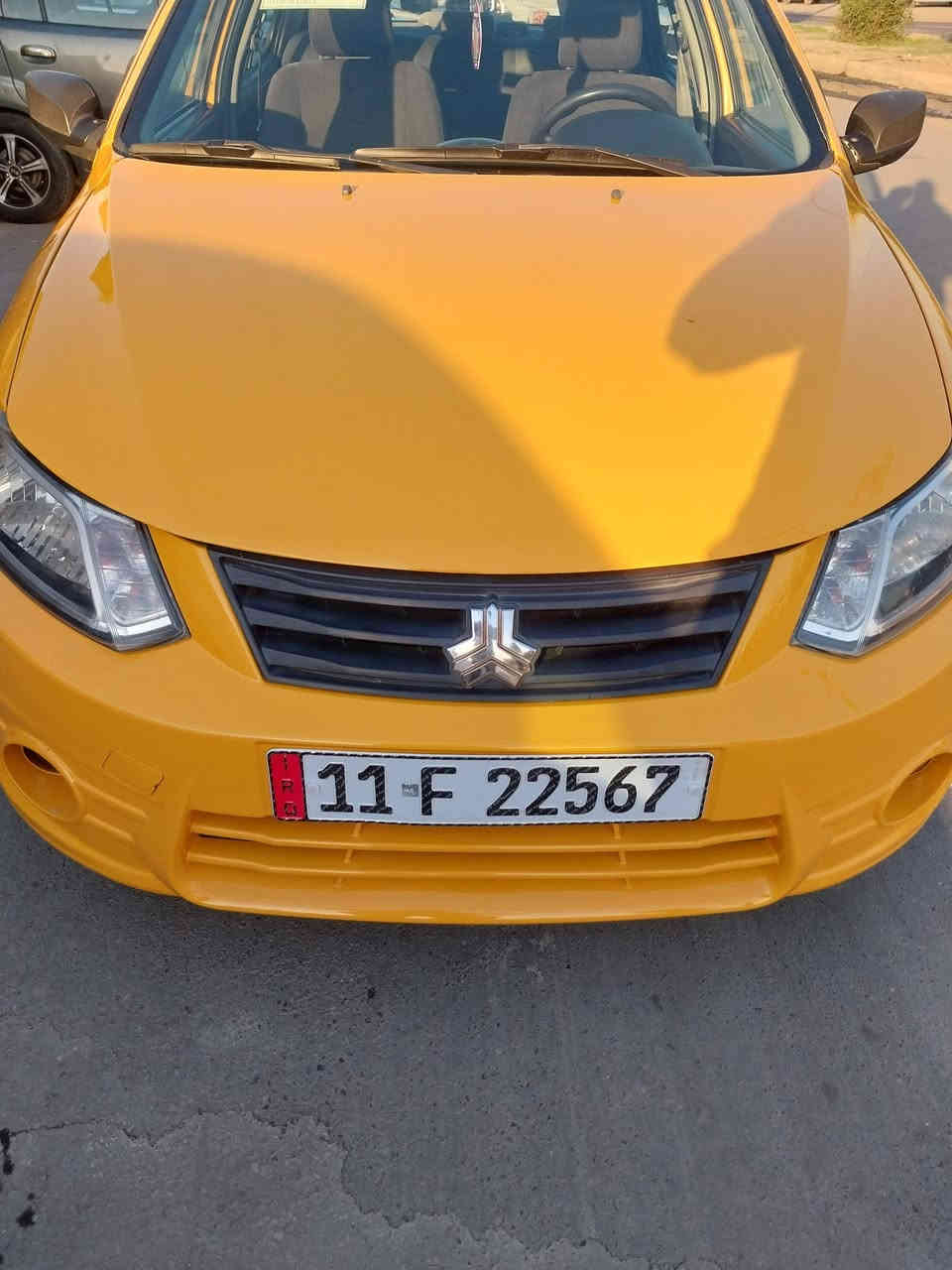 السلام عليكم للبيع ساينة موديل ١٨ مكينة كير تبريد صدر تدفئا منظومة غاز كلة مكفول بية لبنيد صبغ فقط مكاني بعداد لحريه لسعر ٦٠ وبية مجال قليل للاستفسار ***********
