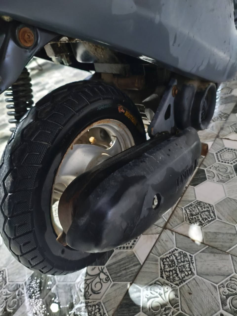 سلام عليكم شباب دراجه بطه البيع دراجه بلاديه بس الكفر امبدل بسب حادث الدراجه كله شغال اشاير يمنه يسره كلوب كداد شغال عالي ناصي كلوب وره شغال قفل جنطه قفل استيرن مكينه مامفتوحه بس قبق الهندر بدلت قايش بيه بس وعوزه ويرمال كيلو متر كله ابلادي صالنصه ابلادي نكهر سلف ابي وكت وشرط شلع ومعدل وفل دراجه خيره من الله ملا حضه بيه صوت مال اكسل بسو هومواكلسن بل بوربوين الي بل قبق الهندر يرادله تبديل سعر الدراجه 400وبيه مجال حك الجيه مكاني حيره اليريده يجي خاص او يتصل ***********ابخدمت الشرايه
