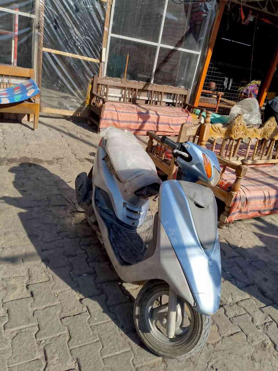 سلام عليكم دربه البيع بريزز نضيفه سعره 500 /***********بغداد كاظميه
