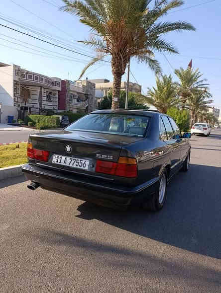 للبيع بيام 520
موديل 1991
السياره جاهزه من كلشي 
كير مكينه كهربائيات 
منضومه تبريد كامله بس نقص غاز
صدر امامي خلفي جديد 
تخم تاير جديد ويلكب خليه
سلايت روف 
برده خلفيه 
داخل جلد رصاصي 
مصبوغه عام للجماليه
رقم بغداد الدولي بسمي
السعر 68 وبيها مجال قليل
مكاني بغداد السيديه 
للتصال ***********
او *********** بغداد
