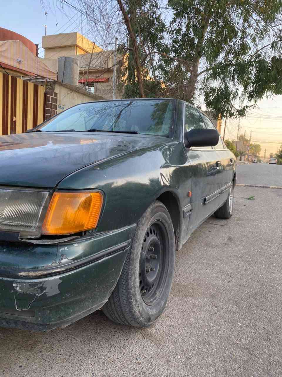 السلام عليكم ورحمة الله وبركاته سياره فورد اسكوبيو موديل 91 محرك  وكير ما كصه شرط محرك 20 قباق اسود  شرط تحويل مصبوغ عام جمليه سنويا ابيض سعر 18  مكاني الموصل حي صدام كورك *********** آسيا ***********
