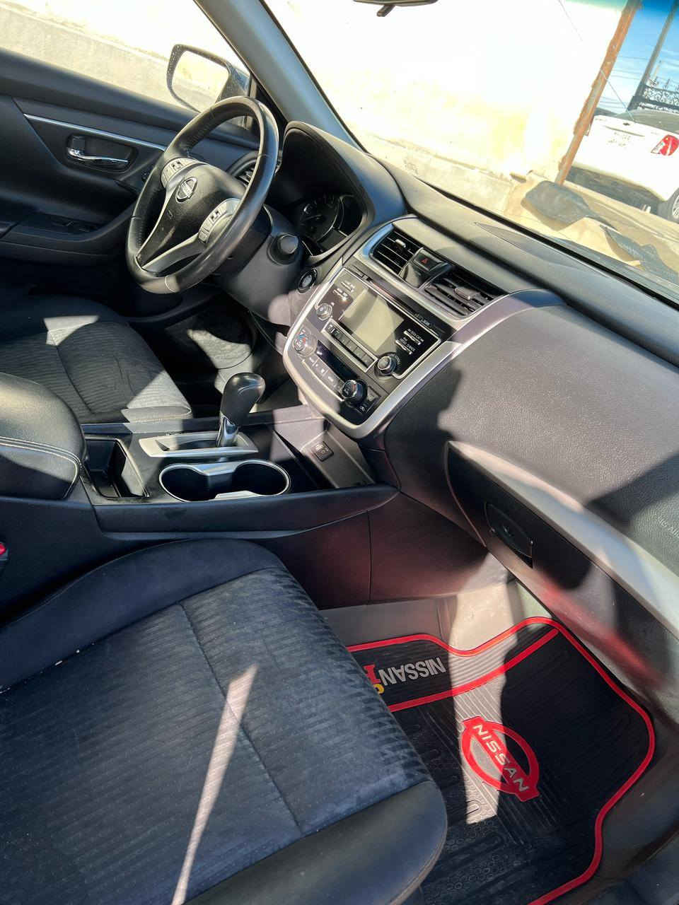 نيسان التيما موديل 2017 فئة SV فول مواصفات کیر و محرك كفالة عامة وضع شركة رقم دهوك رقم و سنوية جديد ملاحضة / سيارة كلين بدون صبغ فقط مكانتين صغير تعديل +قطعة جاملغ صفحة سايق اصلي مبدل
بارد بصمة تشغيل + ابواب بصمة تشغيل عند بعد كشنات کهربائی نظام رادار جانبي كامرة خلفية تحكمات ستيرن تحديد سرعة سيارة مال البيت جاهز شرط تحويل مكان سيارة موصل سهل نينوى
*********** واتساب
*********** 
مكلف بالنشر مكلف بالنشر مكلف بالنشر
