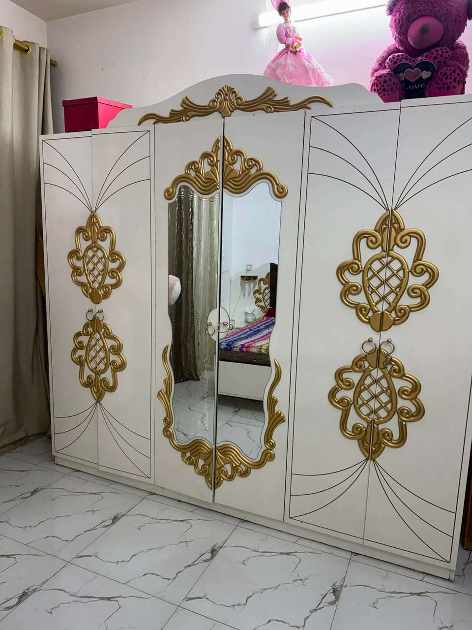 أغراض بيت كاملة للبيع
رقم واتساب ***********
