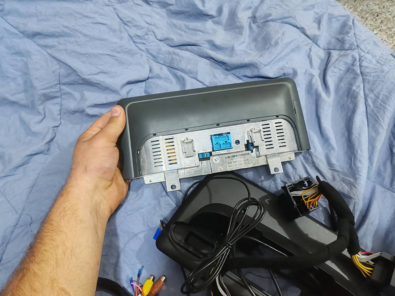 السلام عليكم شاشه NBT للبيع 125 وبيها مجال يوجد توصيل كامله مكمله bmw شرط الفحص


**إذا كنت صاحب هذا الإعلان وتريد حذفه لأي سبب، رجاءا أرسل رسالة إلى الدعم الفني**