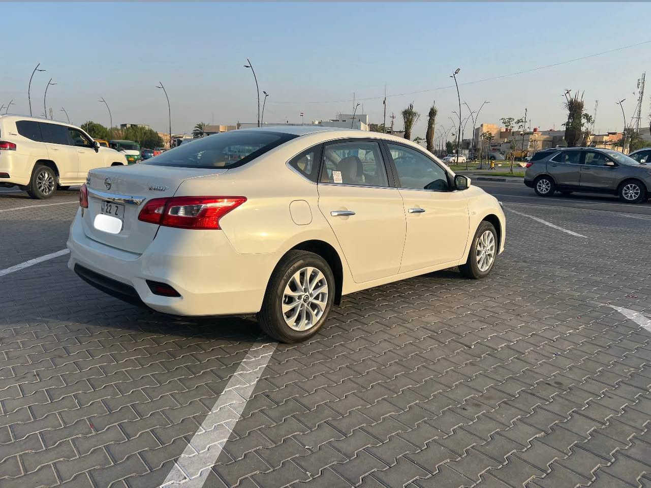 نيسان سنترا 2025 فول مواصفات 
رقم اربيل وكاله مجانيه 
ماشيه 3 الاف فقط زيرووو
فول فتحه ، داخل بيجي ، شاشه لكزز ، تحكم ستيرن 
تبريد قطعتين سياره كفاله من الشخط زيروو
السعر 135 ورقه 
*********** البصرة, العراق
