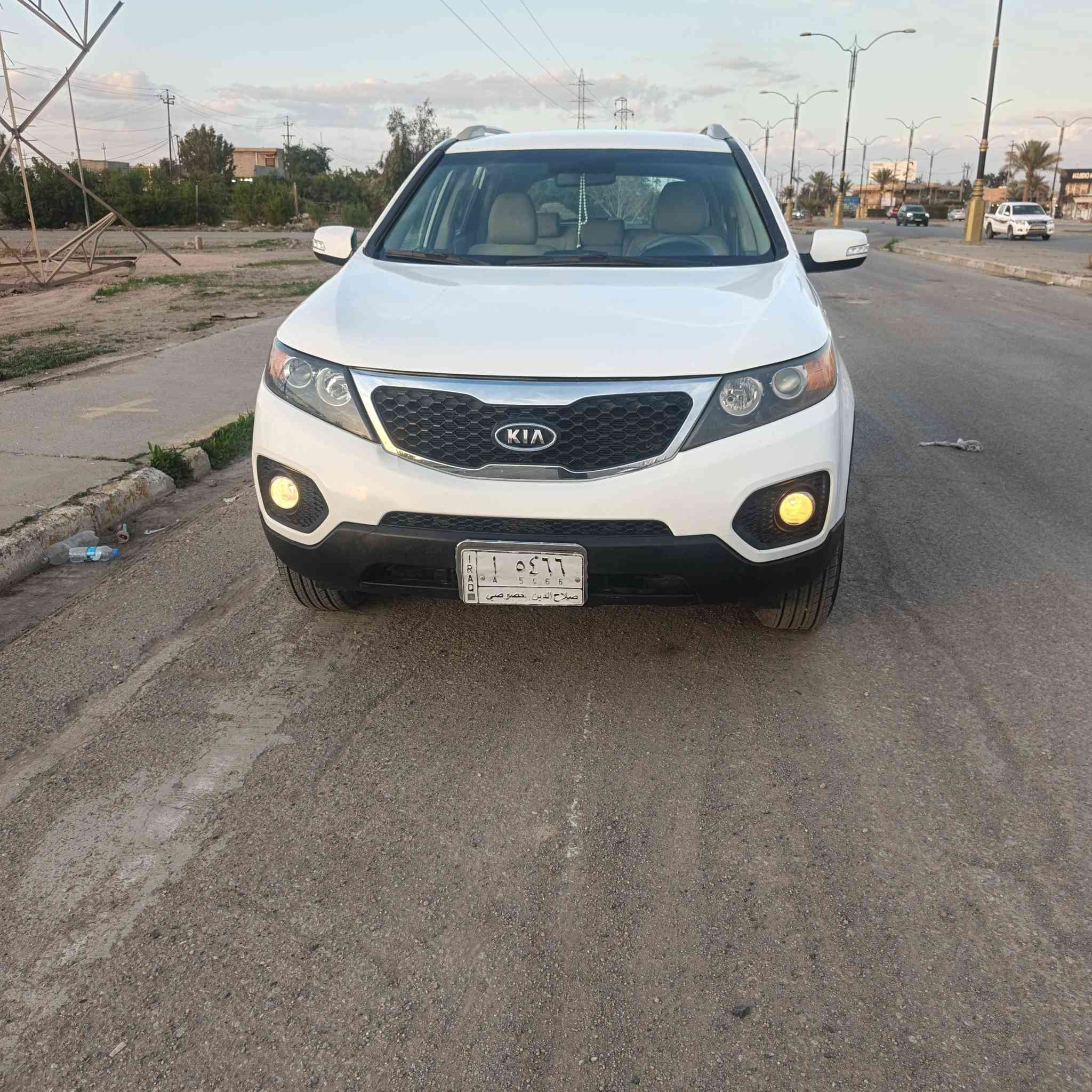 سلام عليكم  ، للبيع او مراوس
سيرنتو موديل ١٣ خليجي مكانها تكريت السعر مناسب ١٣٥ 
اتصل ***********
