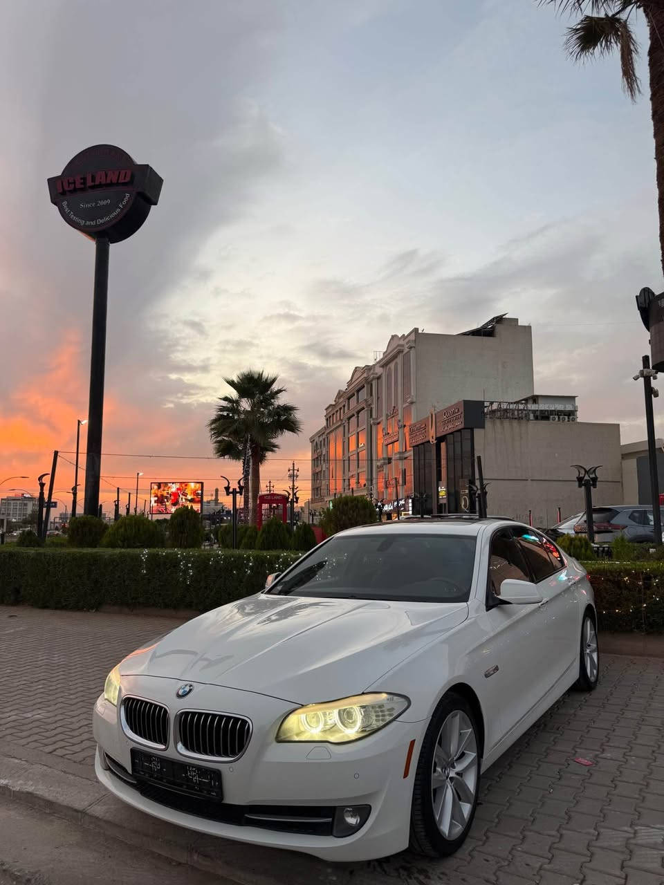 BMW F10 535i / ***********
سەیارەکە دوبەیە ، کلینە ، دەعامی لۆ دەعامی بە شەرت
فول قپات مواصفات
سێ مۆدی لێخوڕین : کۆمفۆڕت ، سپۆڕت ، سپۆڕت پڵەس
٥ پەردە
٤ دەرگە شفت
صندوق شفت
شاشە گەورە
سلاید گەورە
گوشن خەزن ٧ پارچە ١٢ حرکە
گوشن هیتەر کارەبایی ، سوکان هیتەر کارەبایی
ئاوێنە شەفت کارەبایی
گێر مەکینە بۆیاغ تەقە و رەقە هەمووی بە شەرت مەنەفێست و سەنەوی و رەقەم بیلادی بە شەرت
غەرامە بە شەرت
٢ مانگە داخڵ بووە
*********** أربيل, العراق
