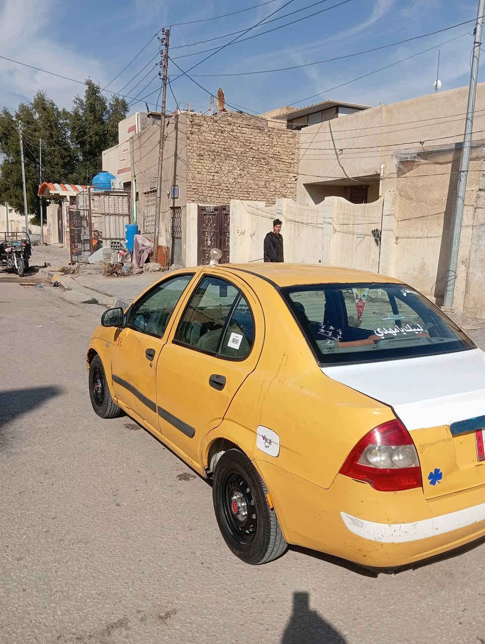 سلام عليكم 
 طيبة البيع موديل 2015
مكينه كير حداديه كفاله
سياره خير من الله مكاني كربلاء 
***********
